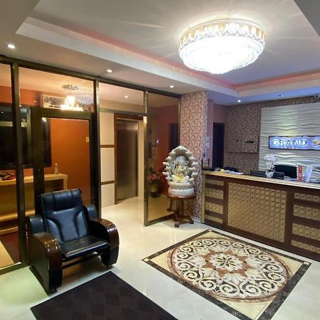Grand Diamond Hotel Trinidad Piarco Exterior photo