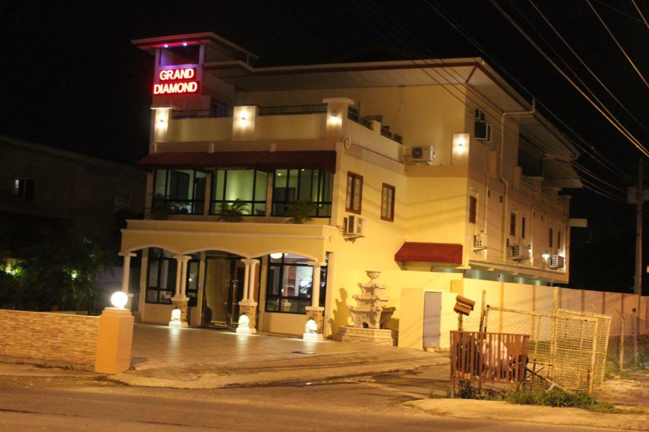 Grand Diamond Hotel Trinidad Piarco Exterior photo